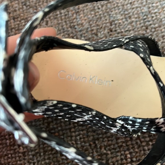 Calvin Klein sandals - Picture 3 of 8